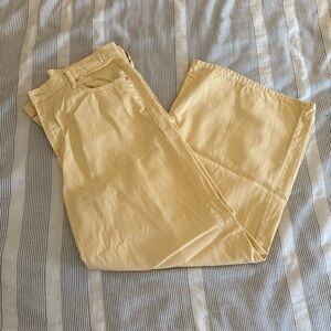 GAP Baggy Mid-rise Denim in Butter Yellow
